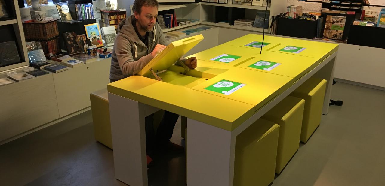 Medientisch